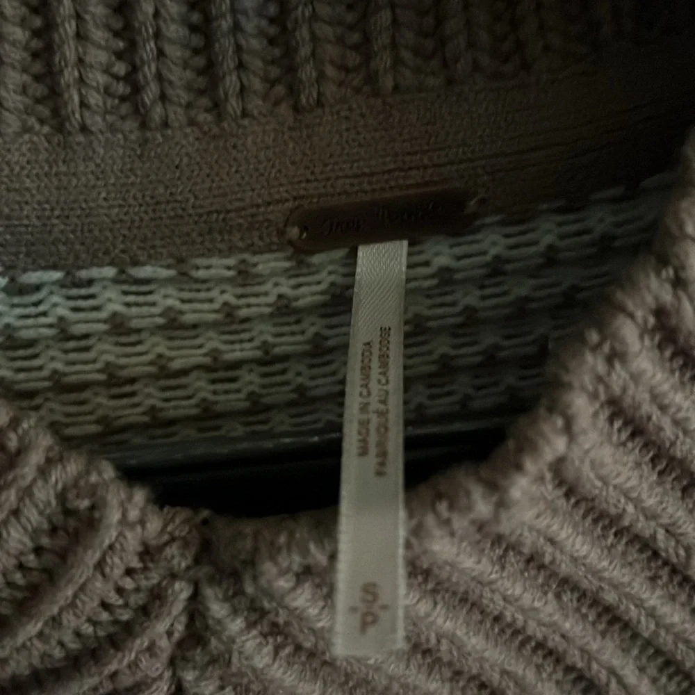 Free People Brown Sweater - Picture 6 of 10